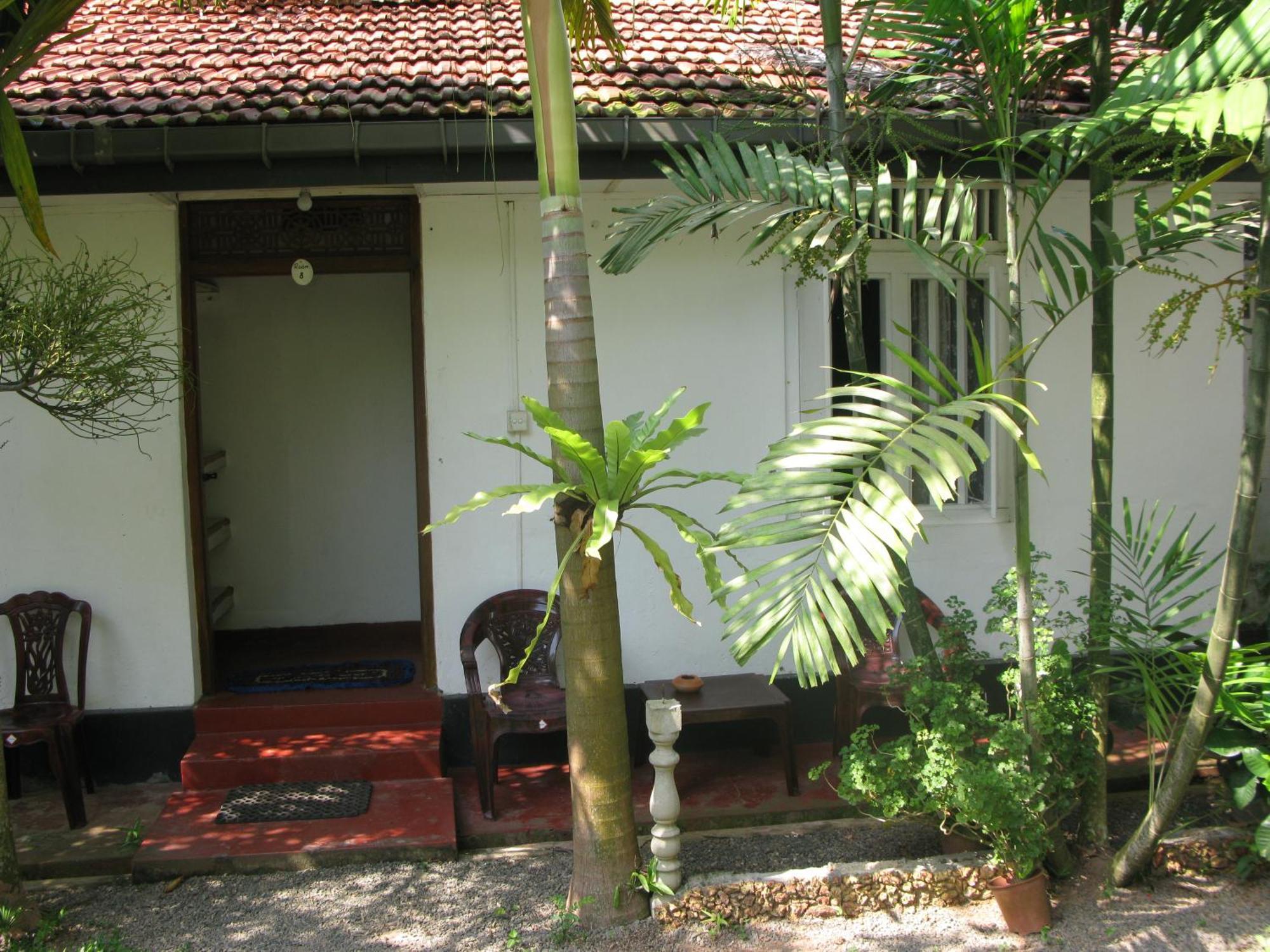 Hill Side Kings Villa Hikkaduwa Esterno foto